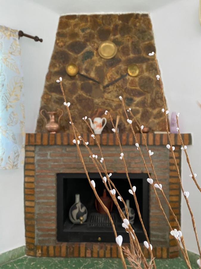 Casita Rural La Rosa De La Huerta Con Chimenea Interior Apartamento Monachil Exterior foto